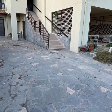Paris Apartment Nea Chili Екстер'єр фото
