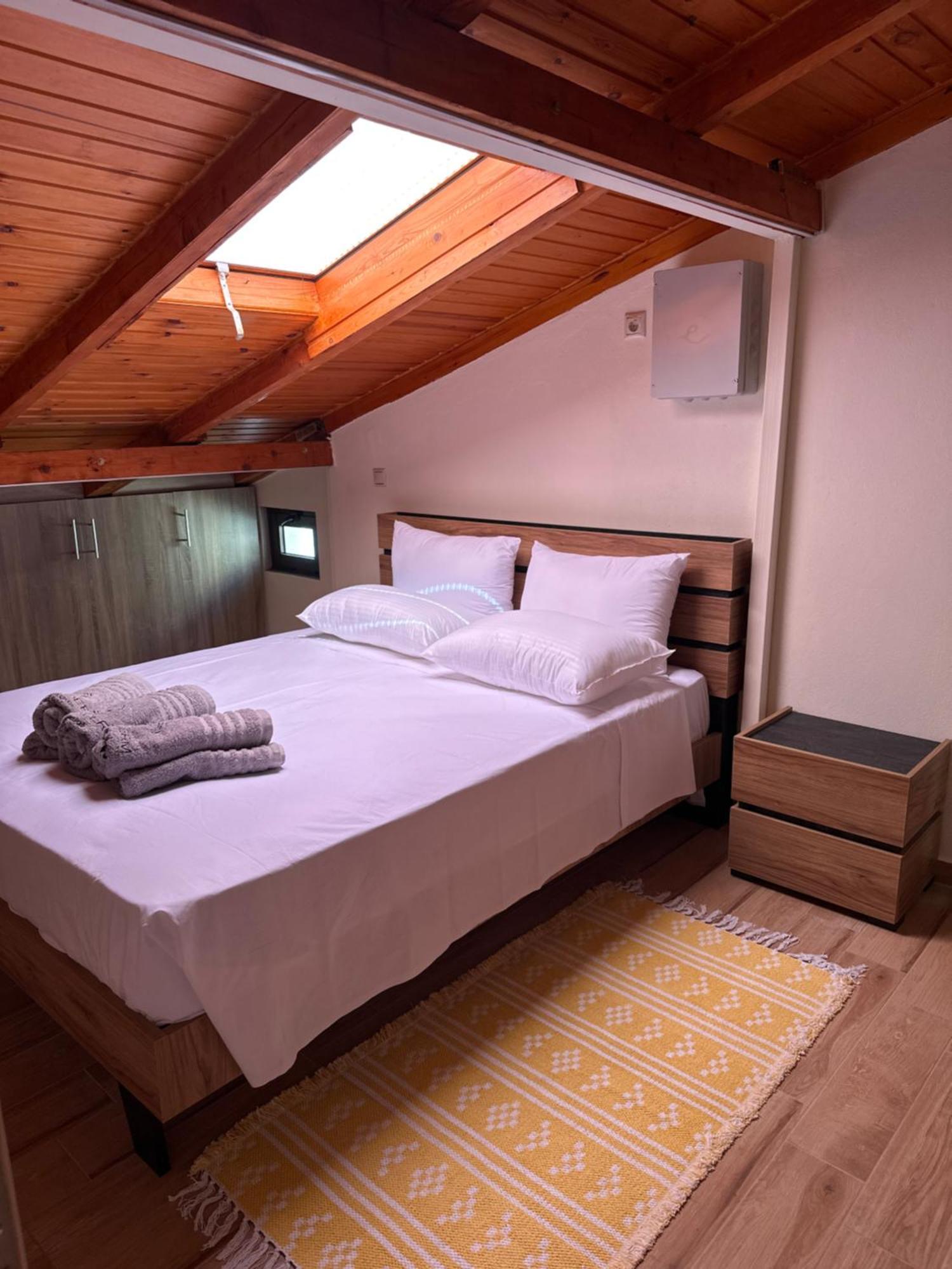 Paris Apartment Nea Chili Екстер'єр фото