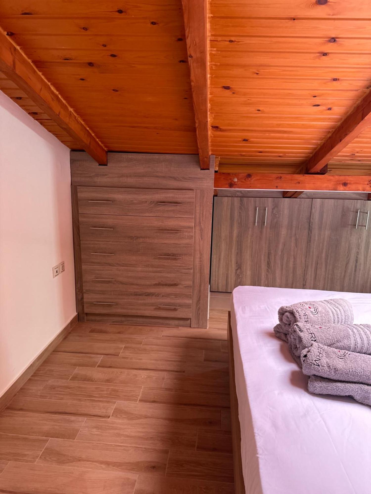 Paris Apartment Nea Chili Екстер'єр фото